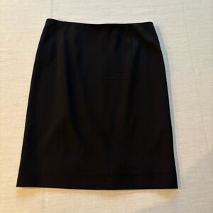 Prada Black Mini Pencil Skirt Made in Italy Wool Silk Blend Size 40 / US 4